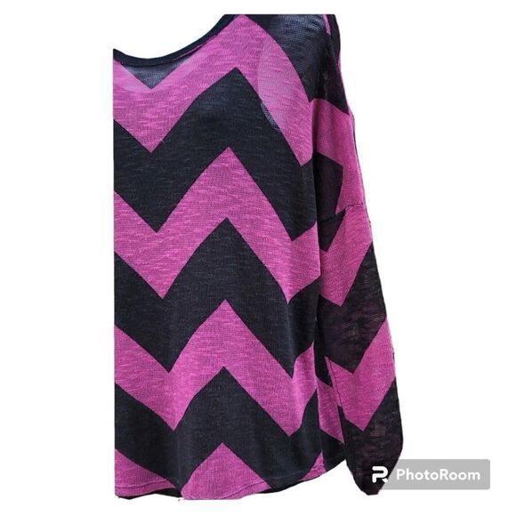 Chelsea & Theodore sweater Preowned L - Picture 2 of 3